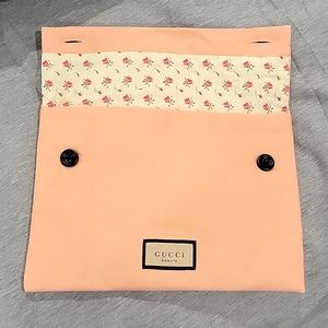 Gucci beauty bag